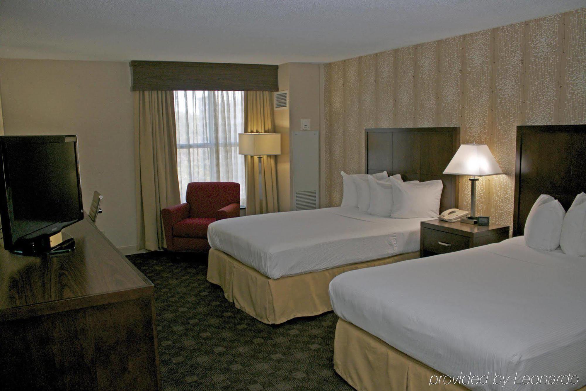 Doubletree By Hilton Norfolk Airport Hotell Exteriör bild
